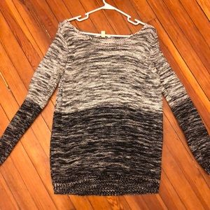 Medium length two tone sweater